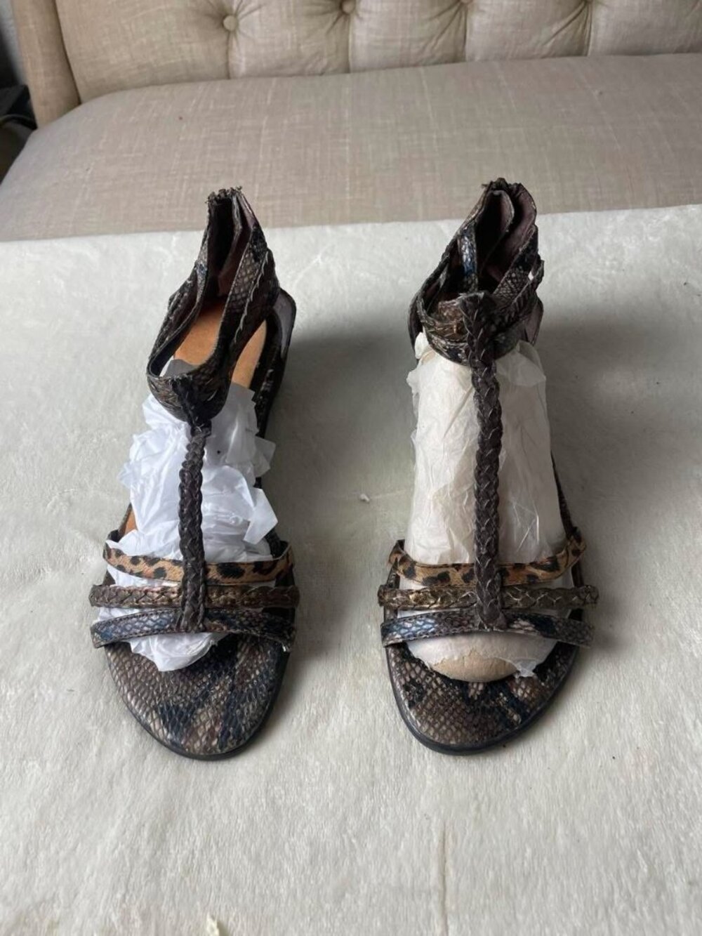 EUC Apostrophe Hayden Women's Reptile Print Sandals size 8